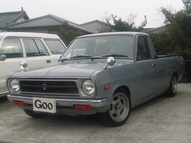 Buy used nissan sunny truck #5