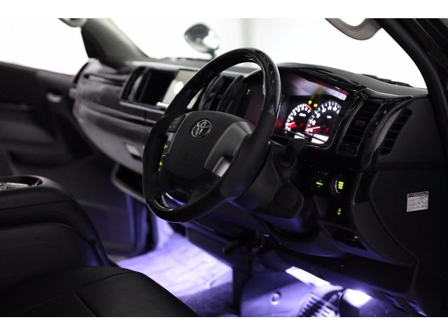 【动画写真】トヨタ ハイエースワゴン GL