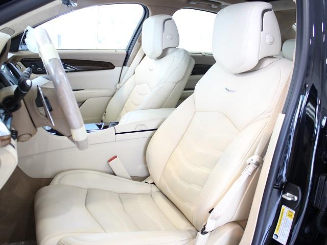 プラチナム AWD 正規D車 新車未登録(4枚目)