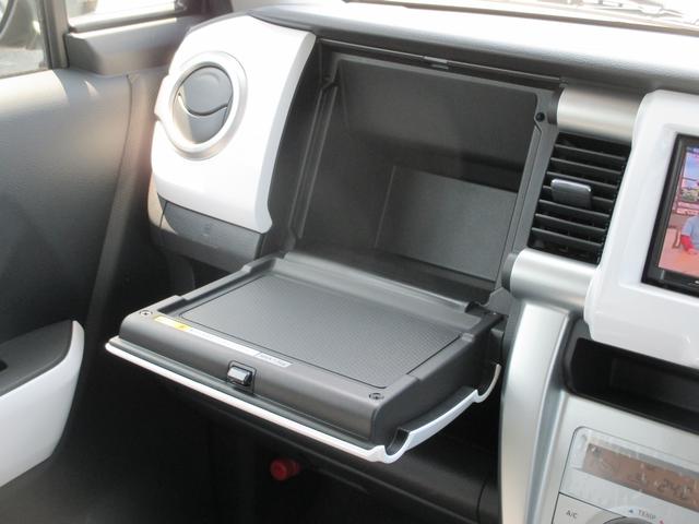 G 4WD レーダーブレーキサポート HID メモリーナビ(19枚目)