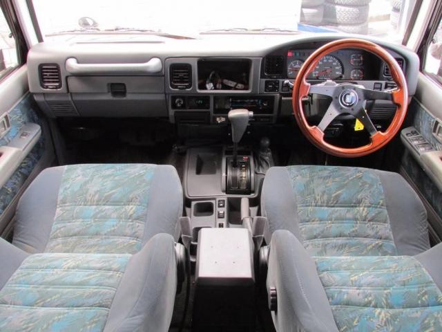 3.0 SXワイド リミテッド ディーゼルターボ 4WD 3(2枚目)