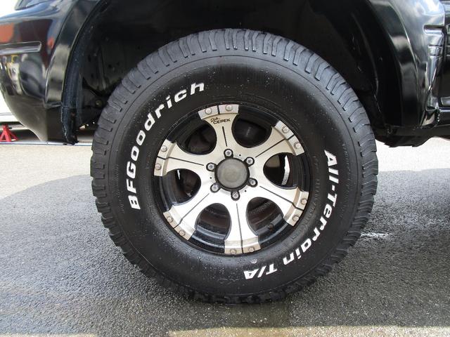 RZ 4WD HDDナビ 地デジ DVD 黒革調シートカバー(2枚目)