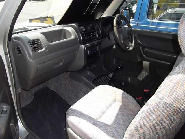XC 4WD ターボ 2インチリフトUP 5MT(5枚目)
