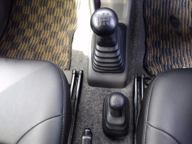 XC 5MT 4WD レザー調シートカバー(11枚目)