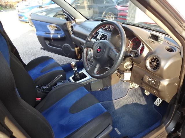 WRX STi4WD HKSインタークーラー 車高調 F型(11枚目)