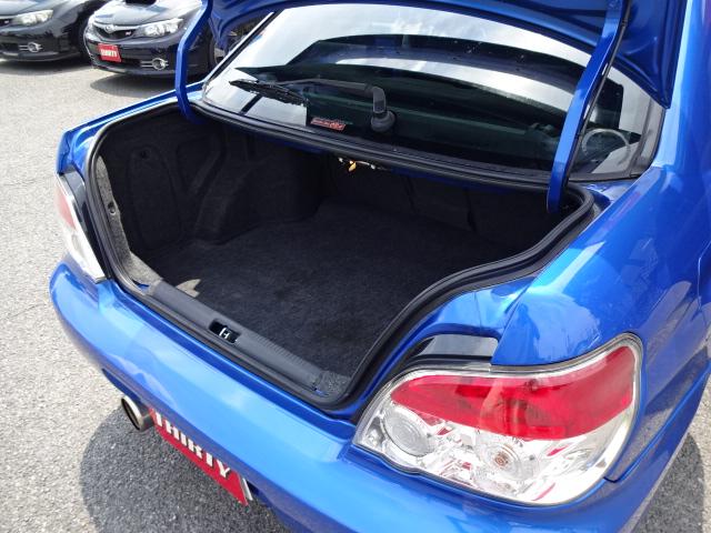 WRX 4WD 大型リアウィング STIゲノムマフラー(13枚目)