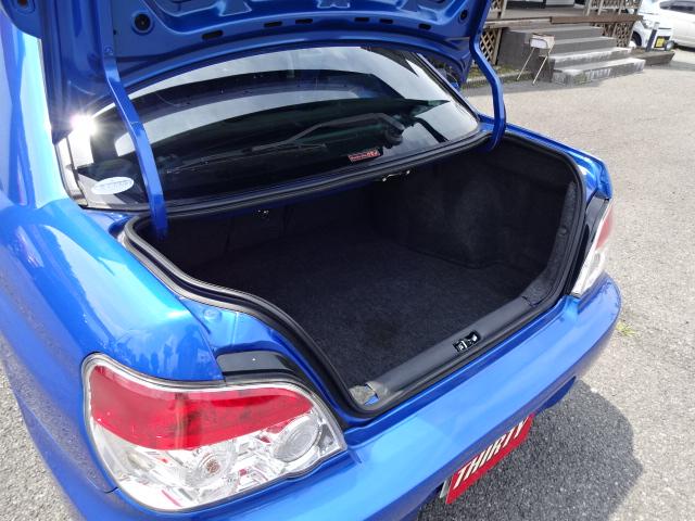 WRX 4WD 大型リアウィング STIゲノムマフラー(16枚目)