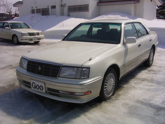 Photo of TOYOTA CROWN ROYAL SALOON used TOYOTA