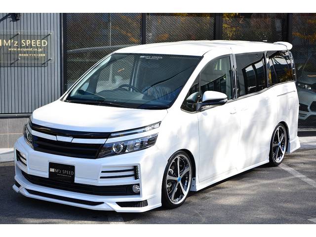 ヴォクシー X−Cpkg ZEUS 新車コンプリート 19インチ 車高調(トヨタ)