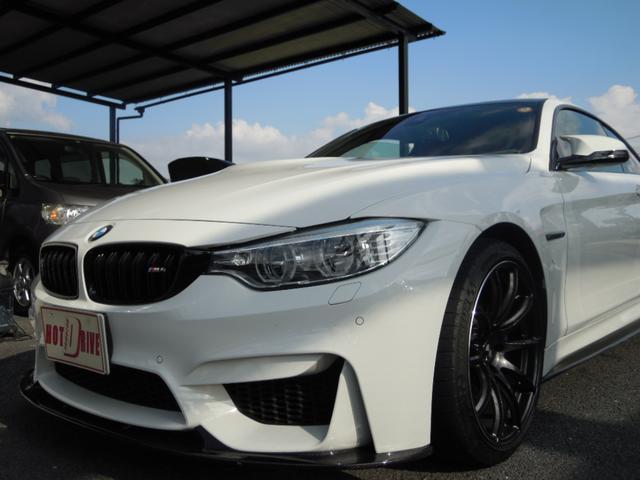 BMW M4クーペ