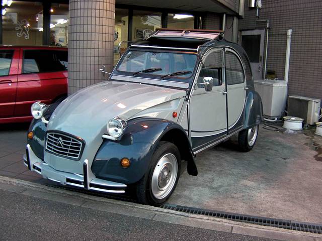 Photo of CITROEN 2CV6 CHARLESTON used CITROEN