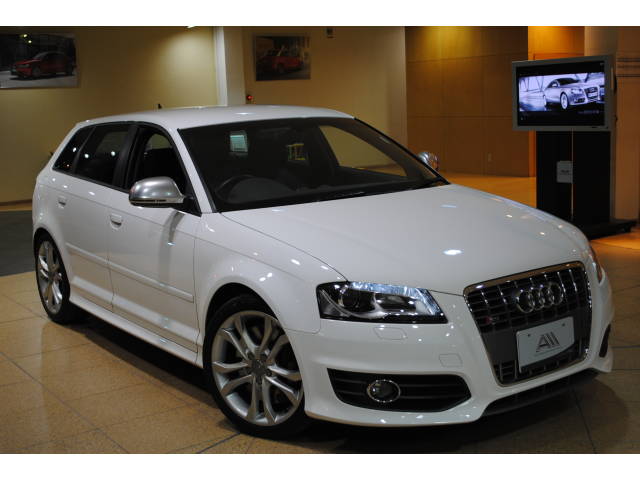 Audi S3 Sportback White. AUDI S3 SPORTBACK