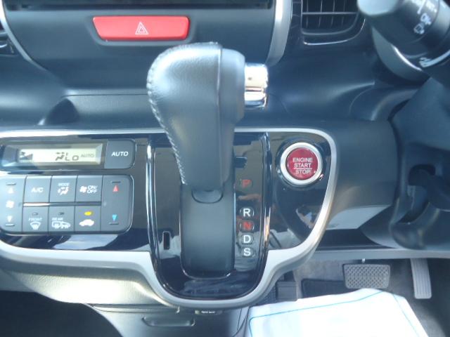 G ターボSSパッケージ 4WD 純正SDナビ HID(13枚目)