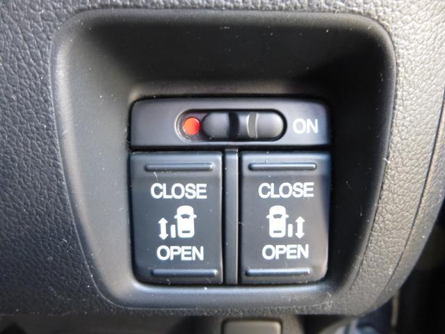 Gターボpkg 4WD 純HDナビFセグ Bカメラ 両電D(17枚目)