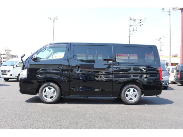 クロムギアpkg 2,5DT 2WD 5ナンバー乗用登録(2枚目)