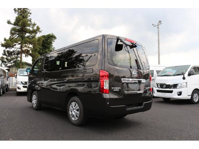 プレミアムGX 2,0G 2WD 5ナンバー乗用登録(3枚目)
