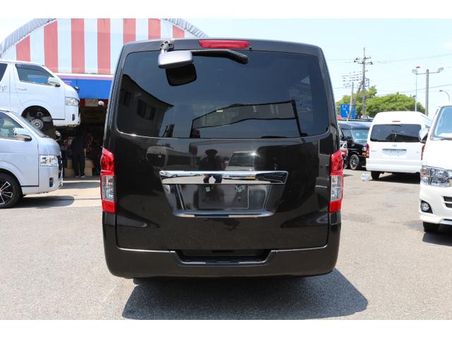 プレミアムGX 2,5DT 4WD 3列シート 5ナンバー(4枚目)