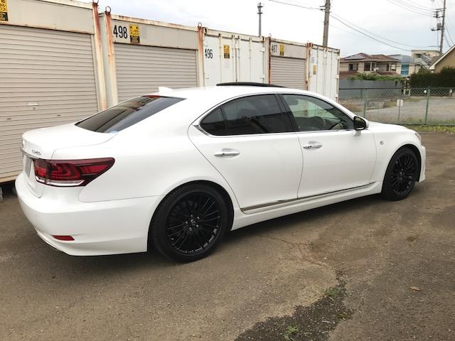 LS460 Fスポーツ 赤革 ワンオーナー ローダウン(8枚目)