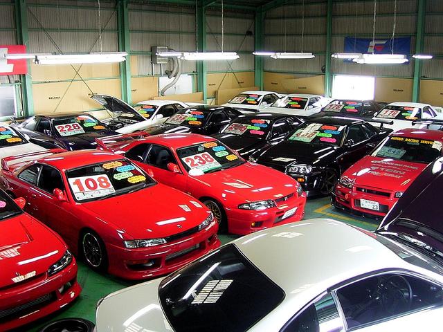 ディフェンドコーポレーション GT-R&GTスポーツ専門店(4枚目)