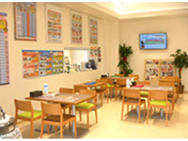 ホンダカーズ東海 古城店(4枚目)