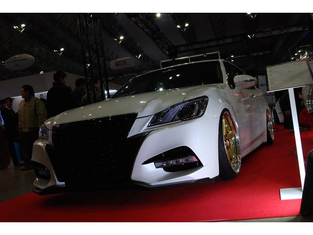 ROZEL (ロゼル) エアロパーツ・車両販売事業部(2枚目)