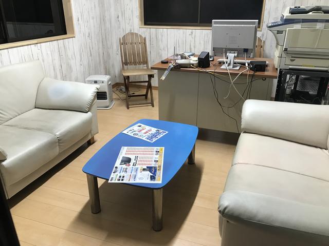 うおまさ商店車両部(4枚目)