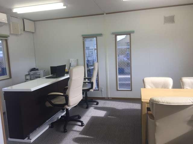 くるま買取王国昭和オート 一宮福祉車両店(3枚目)