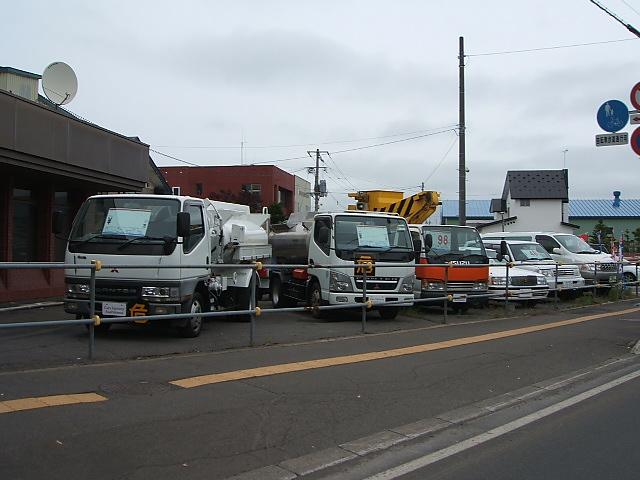 (株)カーズファクトリー旭川 本社(2枚目)