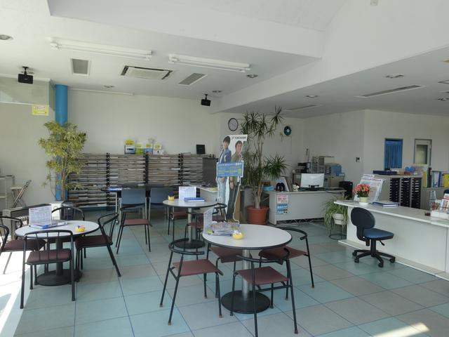 アップル新車館 古河本店(4枚目)