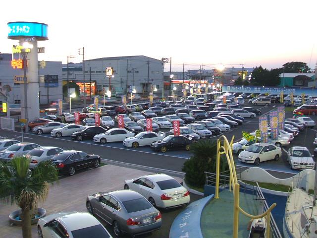 (株)フジカーズジャパン 柏店 レクサス セダン(1枚目)