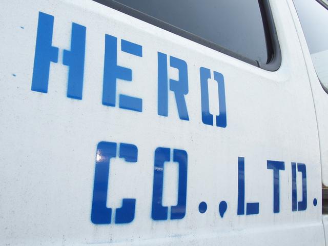 株式会社 HERO(1枚目)