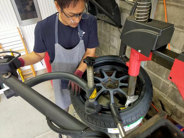 車買取本舗(3枚目)