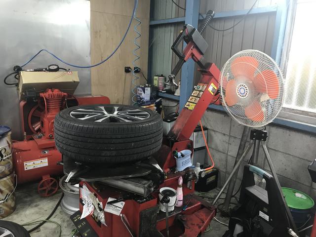 芳仲自動車(4枚目)