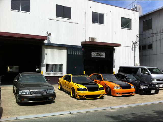 AUTO LOUNGE(1枚目)