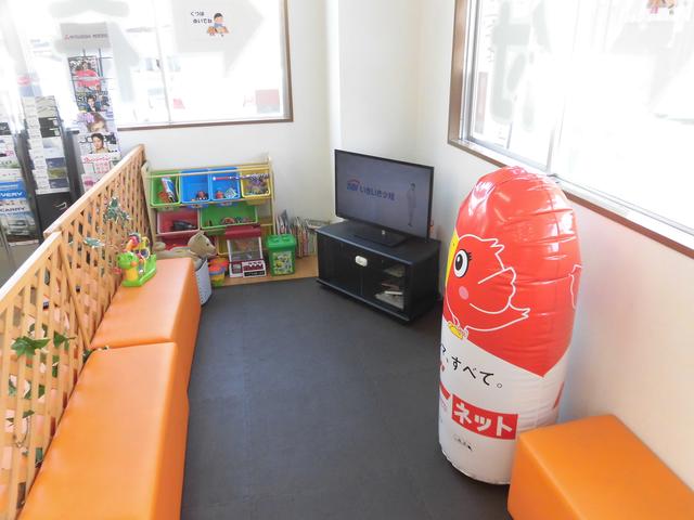 コンパクトカー39.8万円専門店 K market(4枚目)