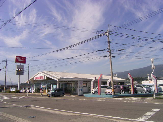 (株)徳島ダイハツモータース 脇町店 U-CAR脇町(2枚目)