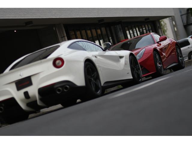 ULTIMATE MOTORCARS(3枚目)
