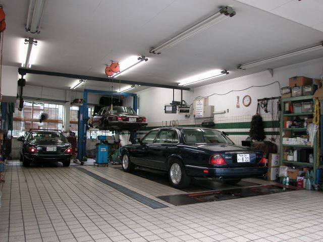 JH Cars ジャガー専門店(4枚目)