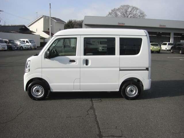 クリッパーバン ６６０　ＤＸ　ハイルーフ　４ＷＤ　当社試乗車アップ・リアソナー・横滑り防止　デュアルカメラブレーキサポート　切替４ＷＤ　盗難防止　禁煙車　リモコンキー　エアコン　運転席エアバッグ　パワーウィンドウ　Ｗエアバッグ　パワーステアリング　ＡＢＳ　レーンキープ　ｉストップ（5枚目）