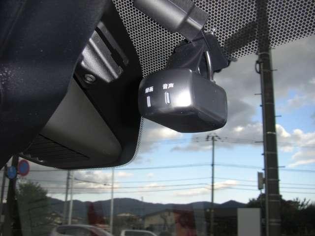 デイズ 660 X 4WD ブレーキサポート サイドカメラ インテリジェントアラウンドビューモニター LDW エアコン インテリジェントキー 禁煙車 フルタイム4WD エアバッグ 寒冷地仕様 キーフリー バックカメラ ABS(13枚目)