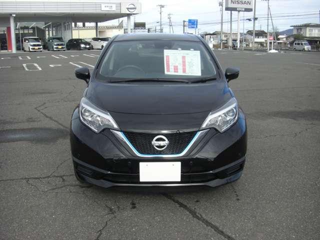 ノート 1.2 e-POWER X FOUR 4WD 車線逸脱防止 踏み間違え防止 切替4WD 寒冷地仕様車 パワーステアリング スマートキー ABS AW アイドリングストップ ナビTV フルオートエアコン 運転席エアバッグ メモリーナビ 盗難防止装置(2枚目)