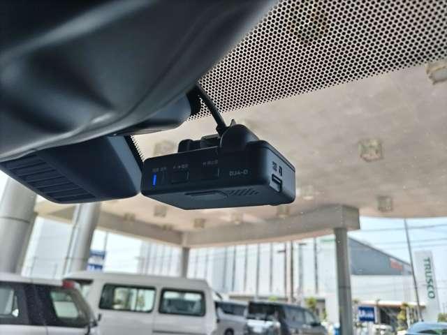 エクストレイル オーテック　ｉパッケージ　２列車　４ＷＤ　寒冷地仕様　禁煙１オーナー　純正９インチナビ地デジ　全周囲カメラ　プロパイロット　衝突被害軽減ブレーキ　踏み間違い衝突防止アシスト　車線逸脱防止支援システム　ハイビームアシスト（16枚目）