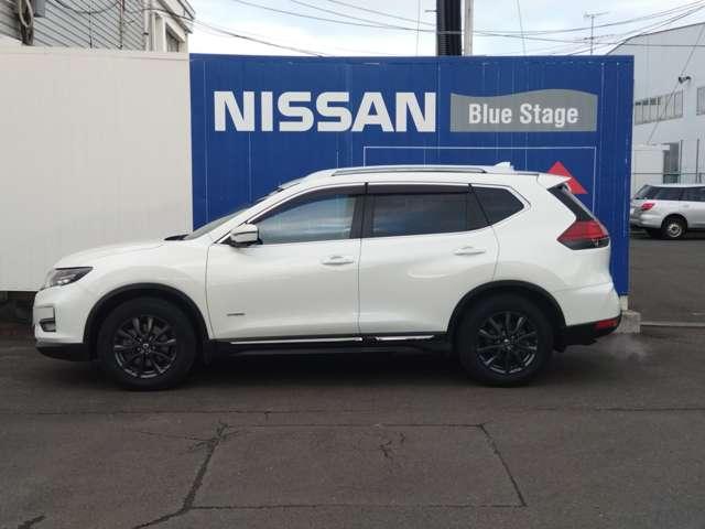 エクストレイル ２０Ｘｉ　ハイブリッド　レザーエディション　２．０　２０Ｘｉ　ハイブリッド　レザーエディション　４ＷＤ　メモリーナビ　ＥＴＣ　バックカメラ　アルミホイール　全周囲カメラ　アイドリングストップ　アダプティブクルーズコントロール　寒冷地仕様　ＡＢＳ（7枚目）