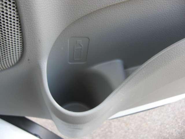 NV100クリッパーバン 660 DX ハイルーフ 5AGS車 4WD(13枚目)