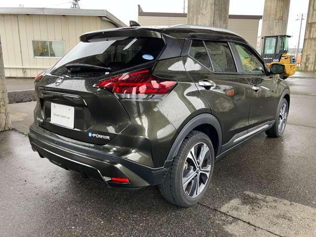 キックス １．２　Ｘ　（ｅ－ＰＯＷＥＲ）　ナビ＆ＴＶ　追従クルコン　スマートキー　ＬＥＤヘッド　レーンアシスト　パワーステアリング　盗難防止システム　ドライブレコーダー　ＥＴＣ　メモリーナビ　サイドエアバッグ　アルミ　ＡＡＣ　キーレス　ＡＢＳ（2枚目）