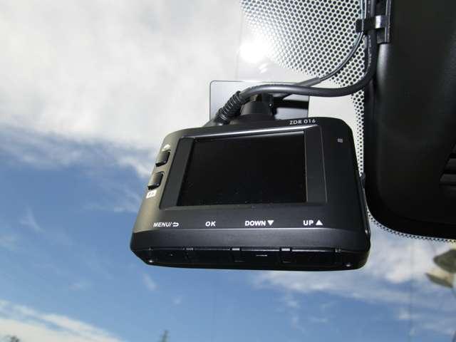 デイズ ハイウェイスター Gターボ 純正メモリーナビ・フルセグ バックモニター・ETC・ドライブレコーダー・アイドリングストップ・インテリジェントキー・オートハイビーム・車線逸脱警報・LEDヘッドランプ(14枚目)