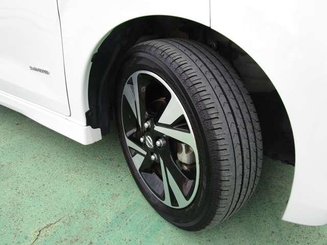 デイズ ハイウェイスター Gターボ 純正メモリーナビ・フルセグ バックモニター・ETC・ドライブレコーダー・アイドリングストップ・インテリジェントキー・オートハイビーム・車線逸脱警報・LEDヘッドランプ(20枚目)