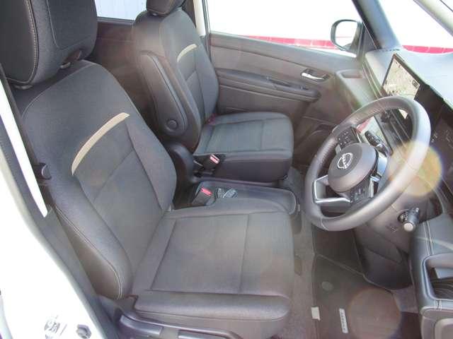 セレナ 1.4 e-POWER ハイウェイスターV(9枚目)