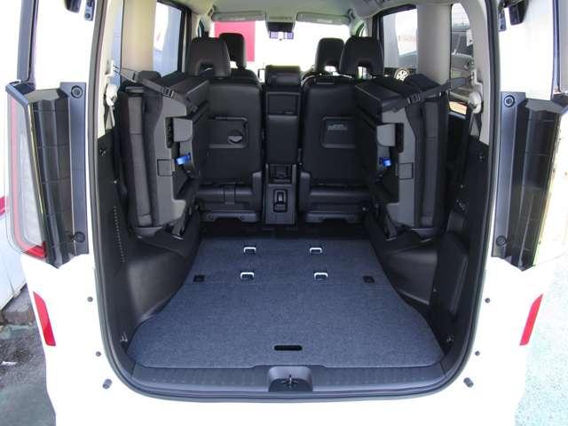 セレナ 1.4 e-POWER ハイウェイスターV(11枚目)