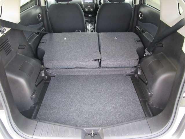 ノート １．２　Ｘ　雹害未修理車（11枚目）